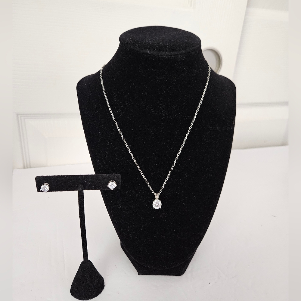 CZ Kenneth Jay Lane NWT Necklace/Earring Set
